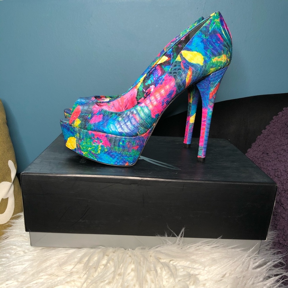 Sexy Brian Atwood Pumps